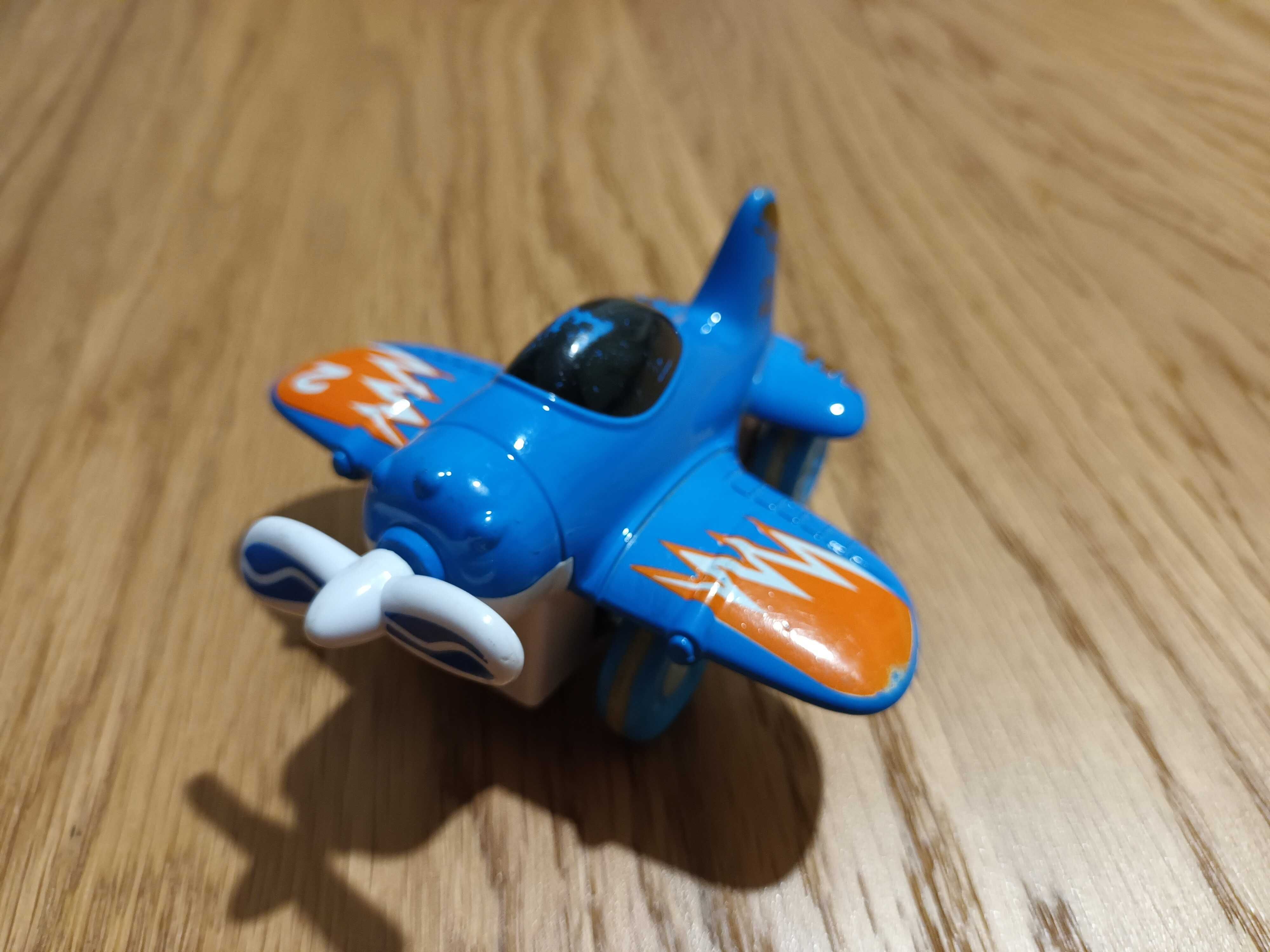 zabawki małe samoloty z napędem super wings