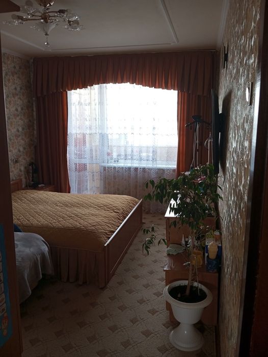 Продам двокімнатну квартиру