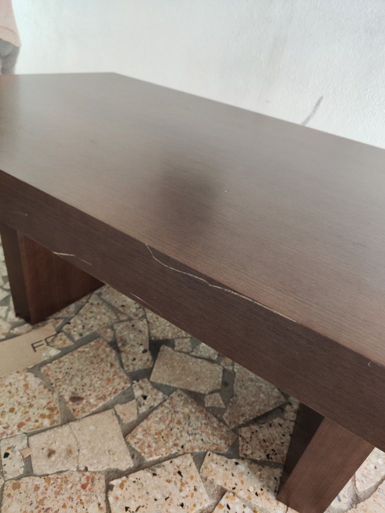 Mesa de sala de Paços de Ferreira