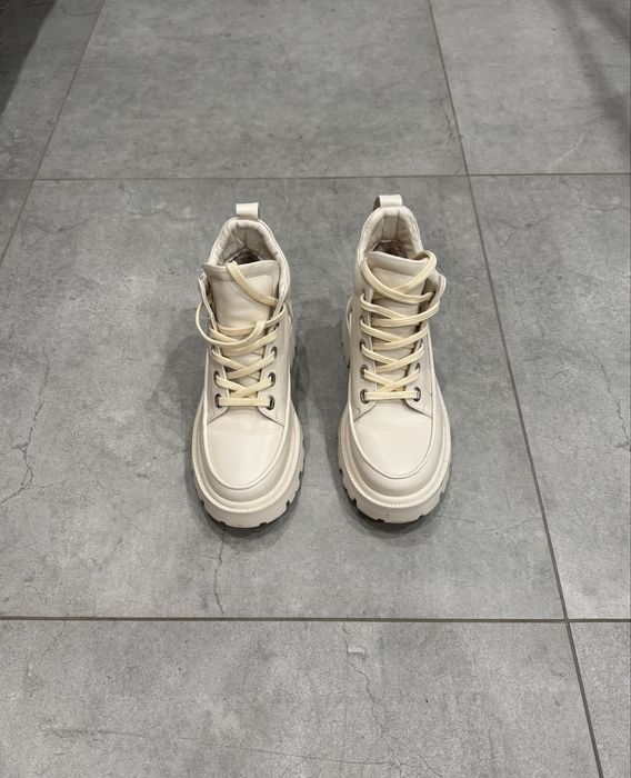 Черевики шкіряні (бежеві) 39 розмір