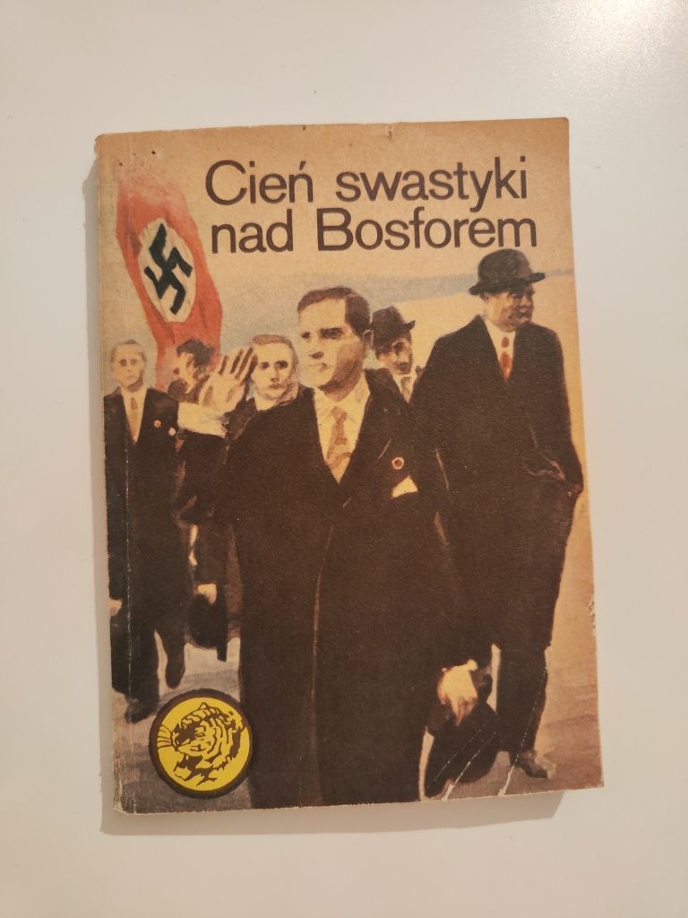 Cień swastyki nad Bosforem - Marian Slifierz ".