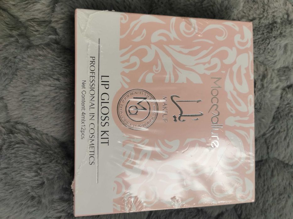 Wyprzedaż Zestaw Pomadek Matowych 6 sztuk