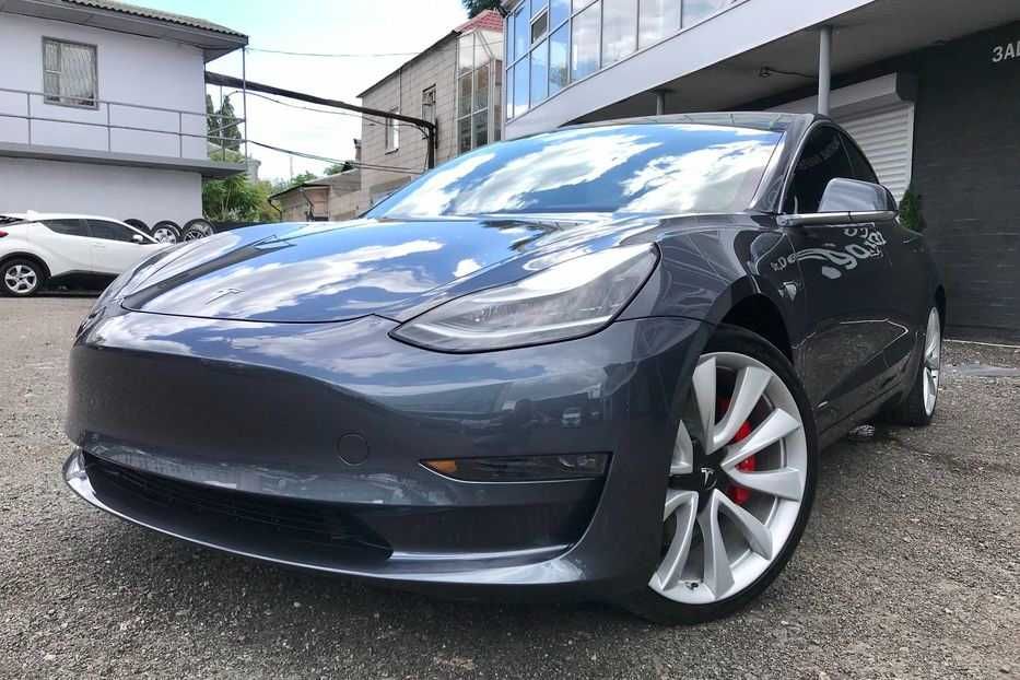 Tesla Model 3 Dual Motor 2020