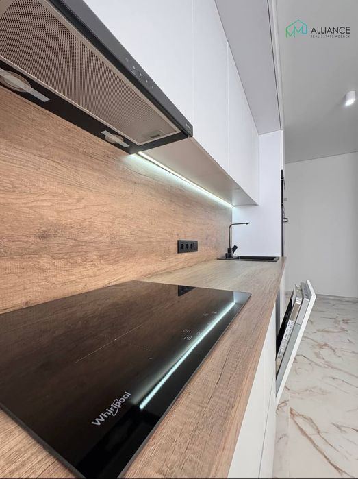 Продам в Центре 3 ком.кв.на Сергея Подольского