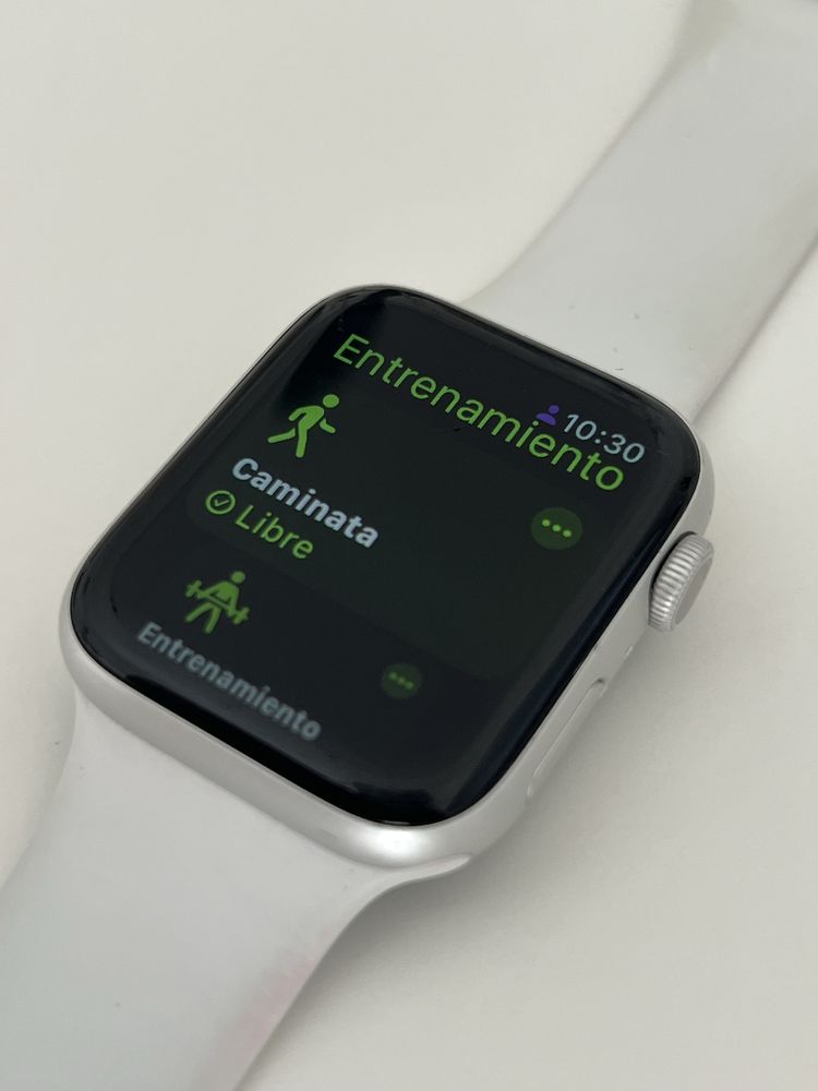 Apple Watch Series 5 - 44mm