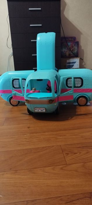 Ігровий набір LOL Гламурний кемпер, разом з ляльками