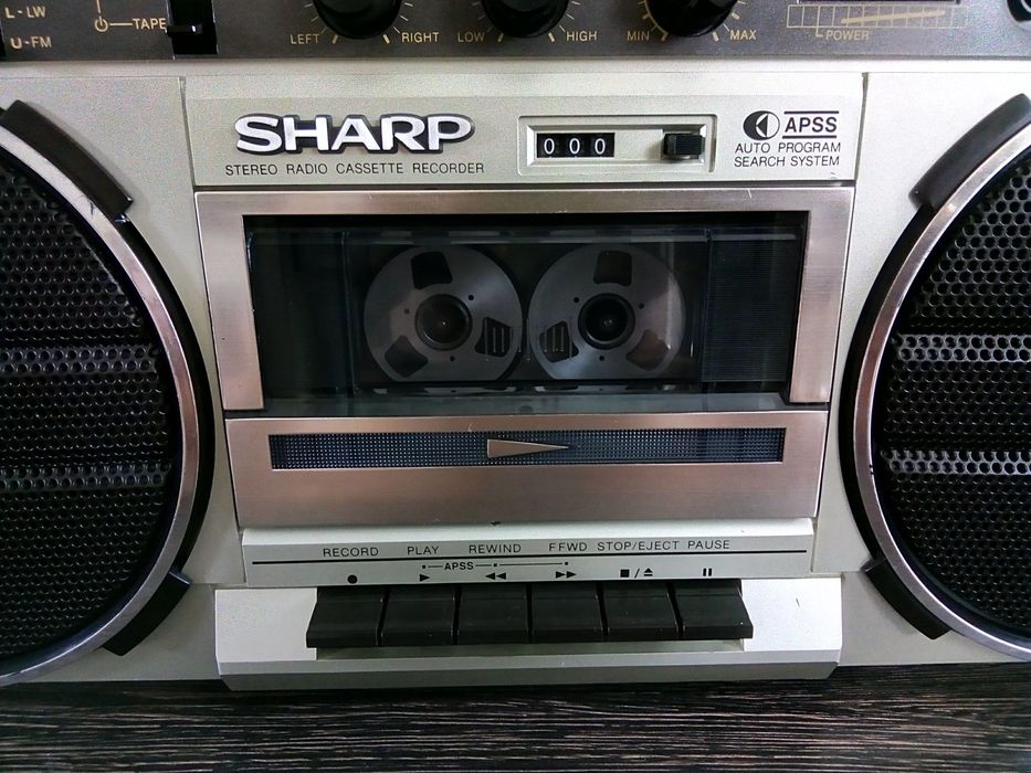 SHARP GF-6565 Stereo Radio Cassette Recorder