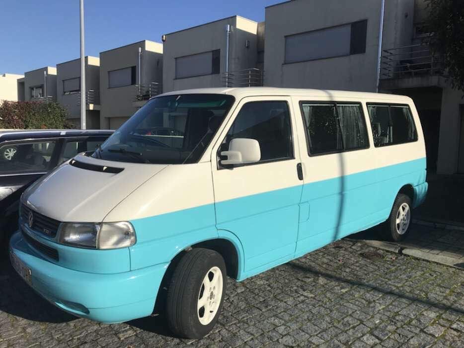 Aluga-se carrinha VW T4 Caravelle 9 lugares