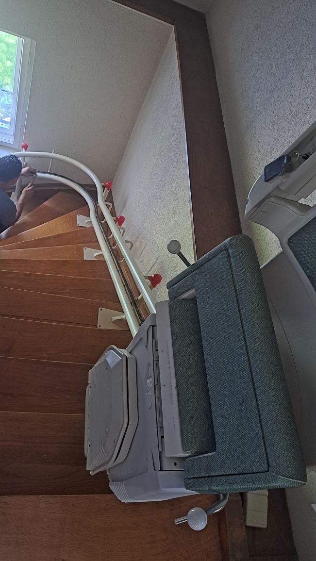 Winda schodowa dla niepełnosprawnego
