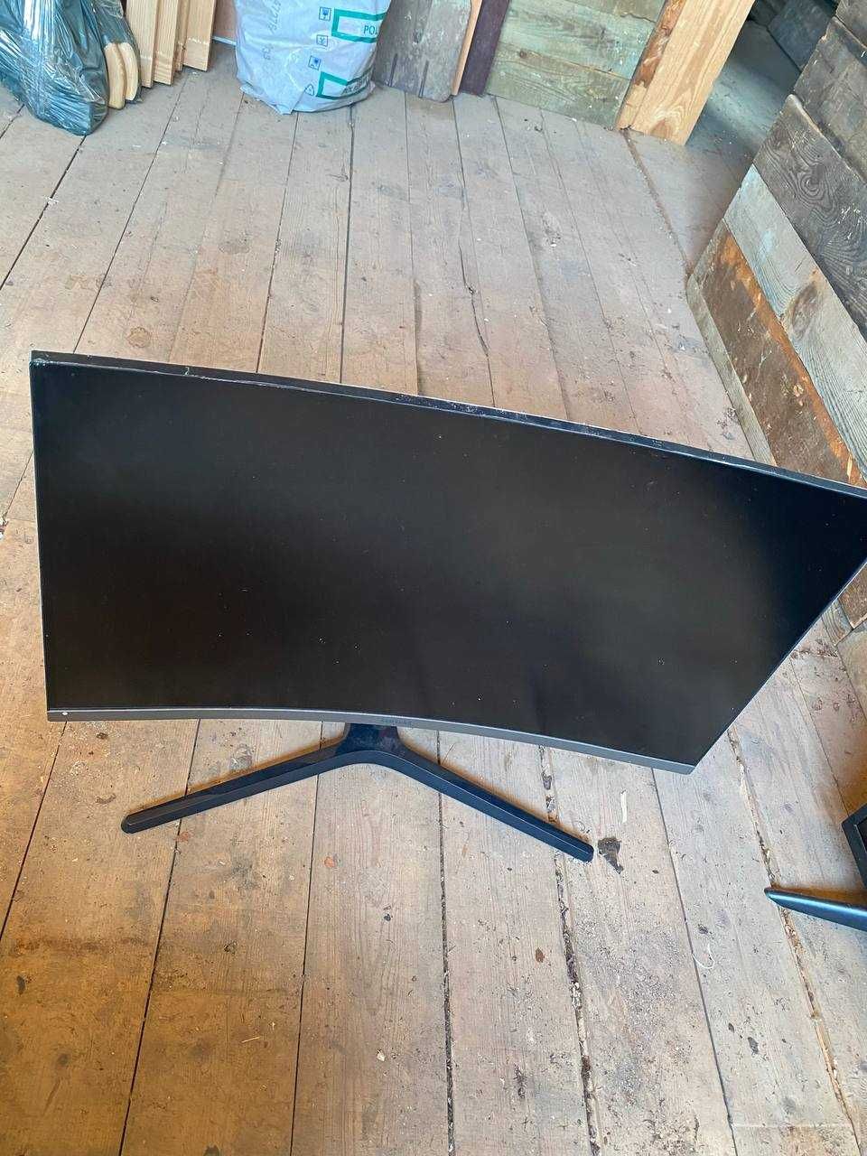 Монітор 27" Samsung Curved C27R500 Dark Silver  (!БИТИЙ!)