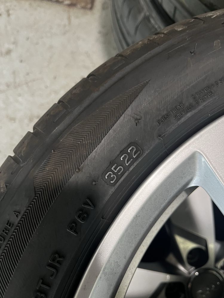 Jantes Audi 17 c/ pneus 225/50/17 RFT