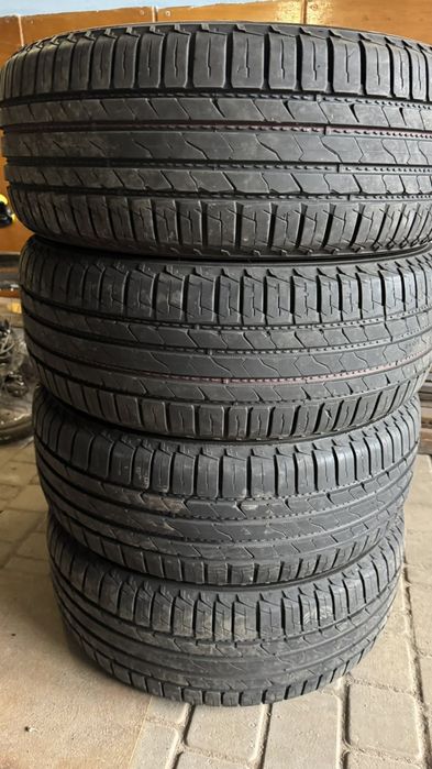 Продам комплект літніх шин