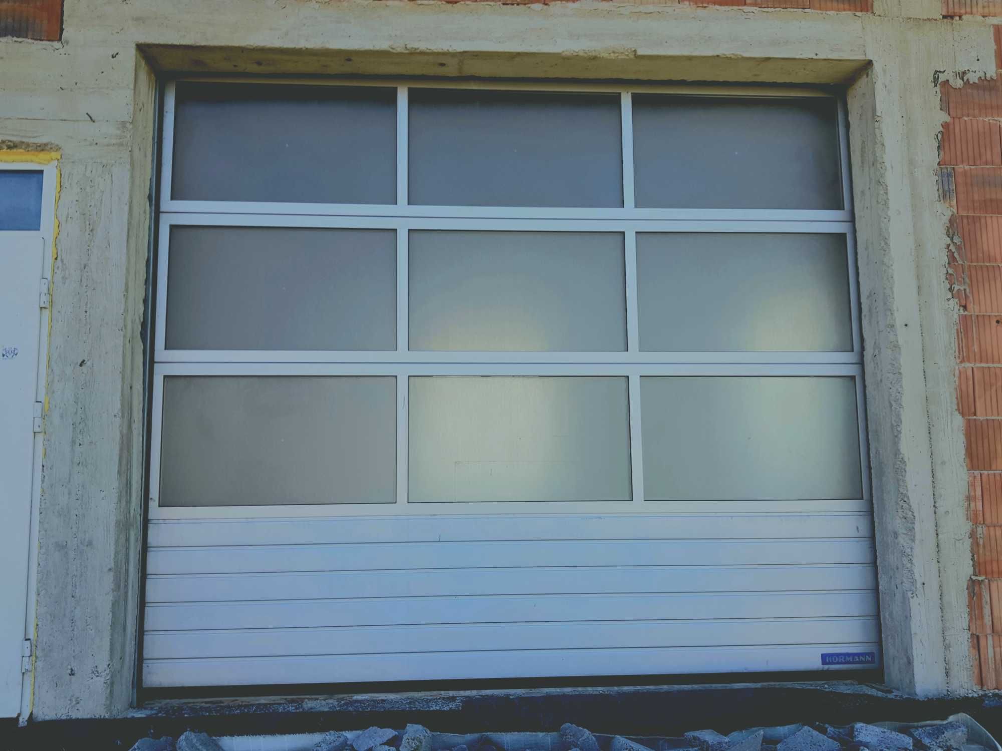 Brama 3.5 x 3m przemysłowa panelowa garażowa segmentowa Hormann elektr