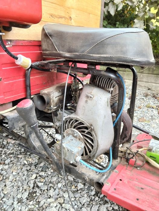 Продам моторолєр  муравє