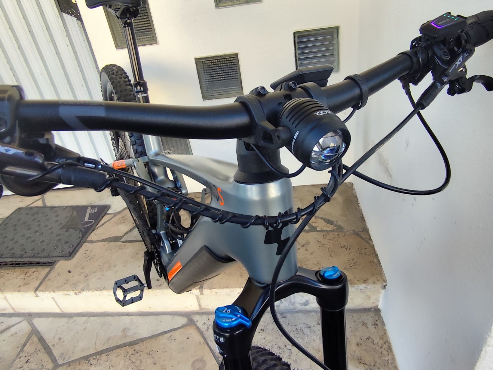 Cube Stereo Hybrid 140 SL [tylko 870]  Akku 750Rama L