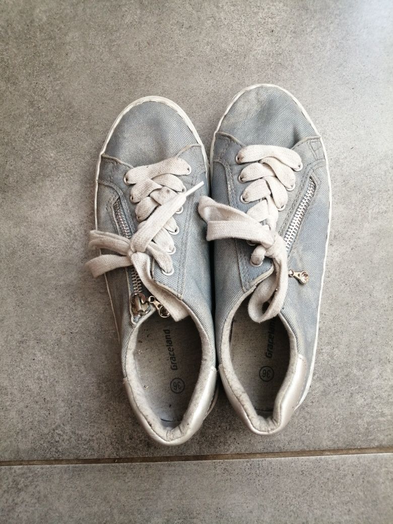 Buty damskie sportowe