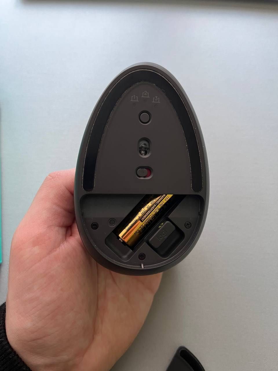 Миша Logitech Lift Vertical Ergonomic Wireless/Bluetooth Graphite