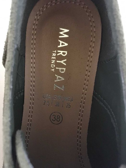 Жіночі туфлі нові