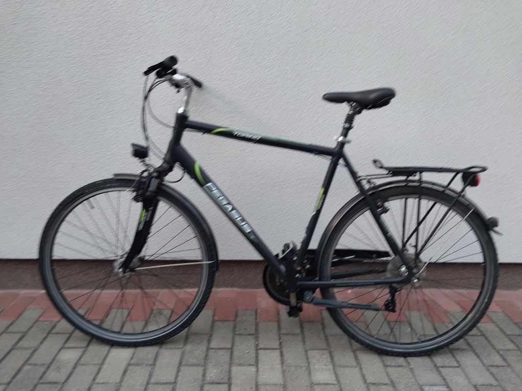 Rower trekkingowy Niemieckiej firmy PEGASUS SHIMANO ALIVIO