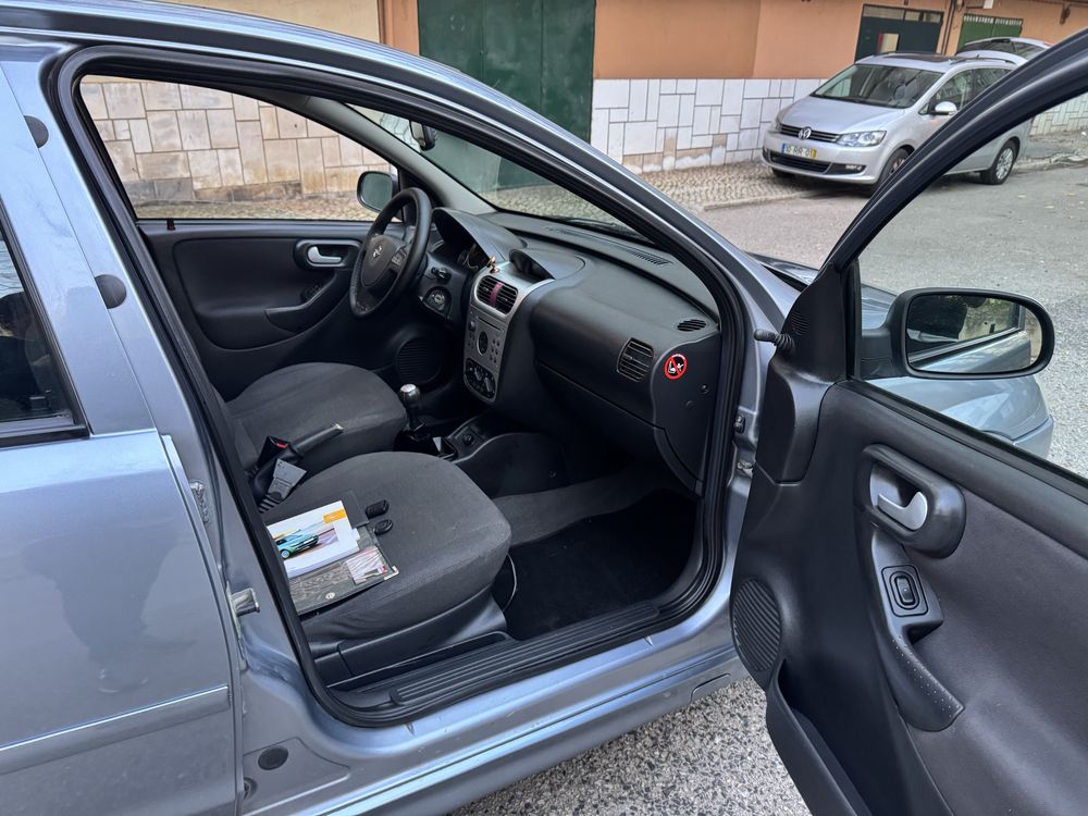 Opel Corsa 1.2 Enjoi gasolina