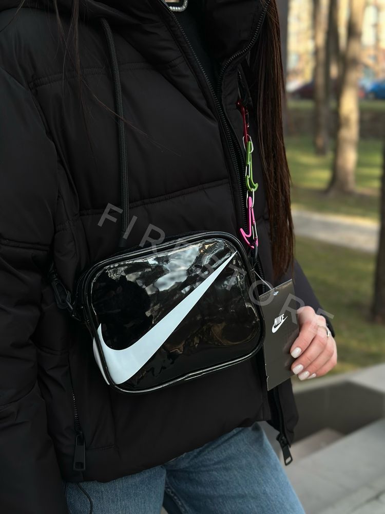 Сумка Nike лакова