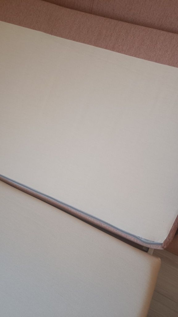 Sofa rozkładana z funkcją spania