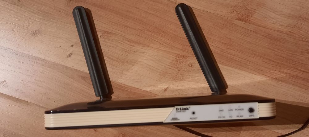 D-LINK Router Wi-Fi z modemem 3G/4G DWR 921
DWR-921