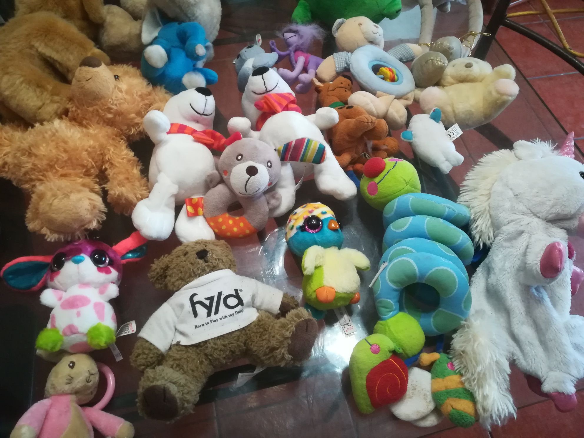 Conjunto de Peluches Diversos de Criança