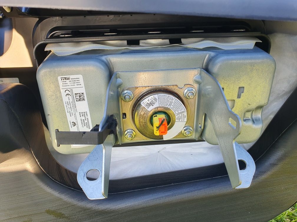 Fiat 500X konsola airbag pasy dopinacze