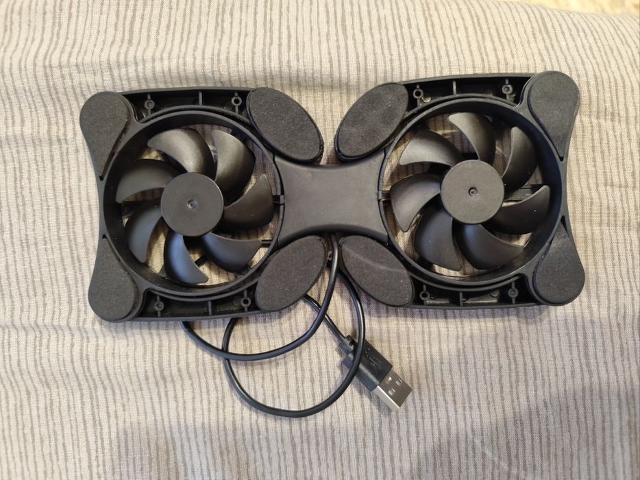 Вентилятор Кулер Банка до ноутбука