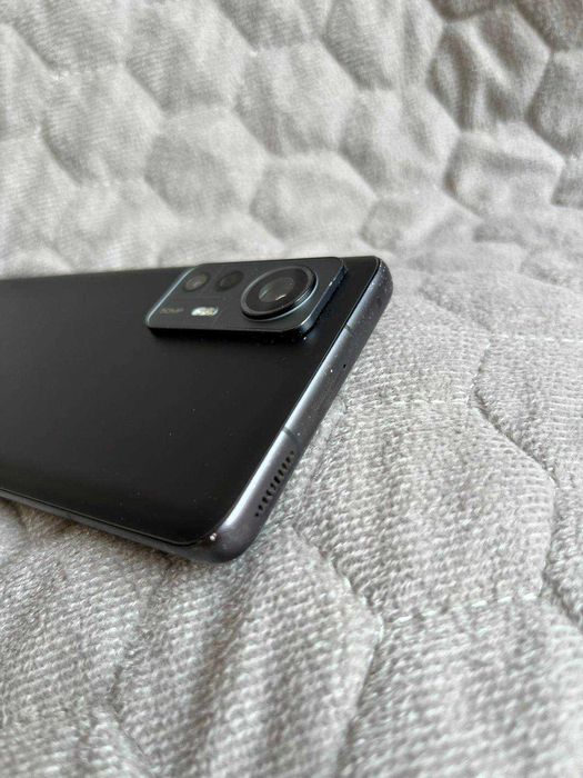 Смартфон Xiaomi X12 8/128