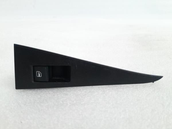 Comando / botão / interruptor vidros trás esquerdo SEAT Leon (1P1)