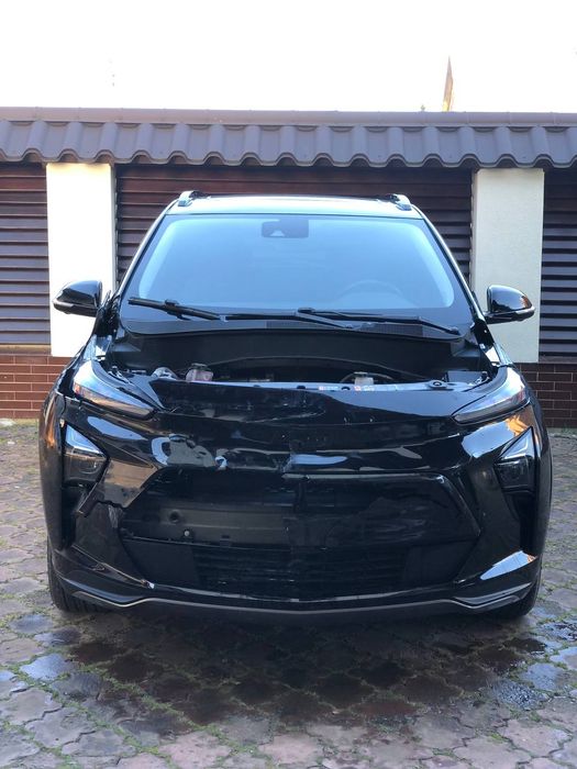 Chevrolet bolt euv ev premier електромобіль продаж продається електрич