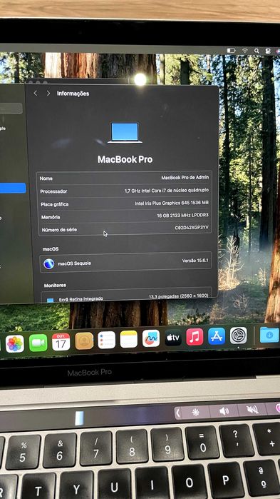 Macbook Pro 2020 1.7 ghz, 16GB de RAM, 256 GB de disco