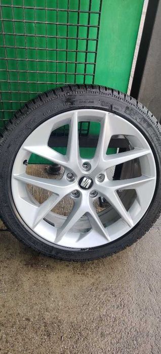 Felgi z oponami Seat Leon 3 18 cali zimowe Michelin Pilot Alpine