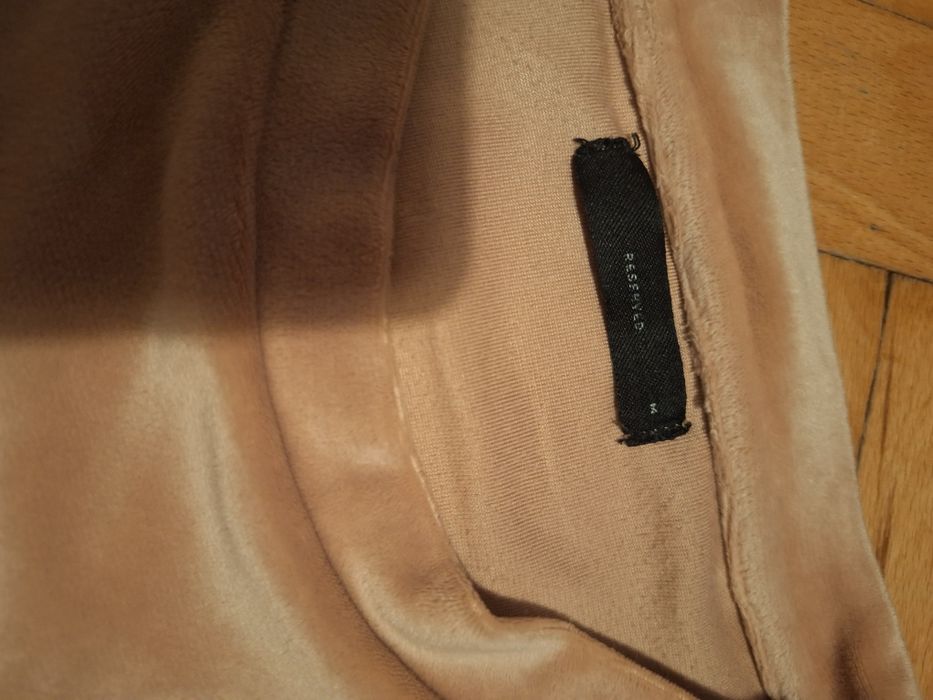 Dres welurowy Reserved