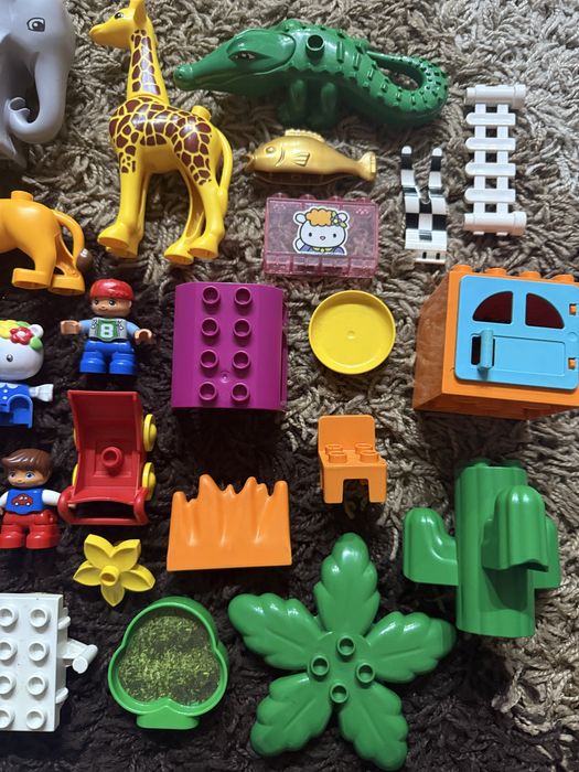 LEGO zestaw klocków z serii Duplo