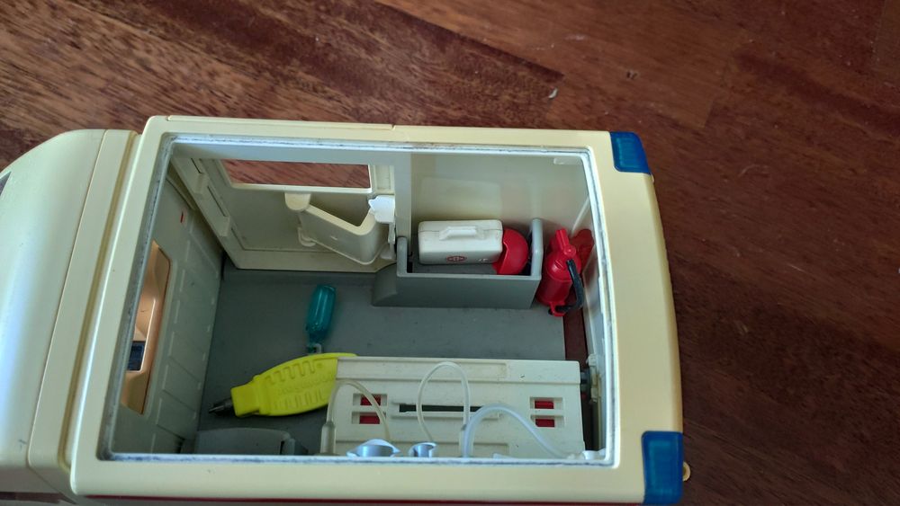 Ambulância Playmobil