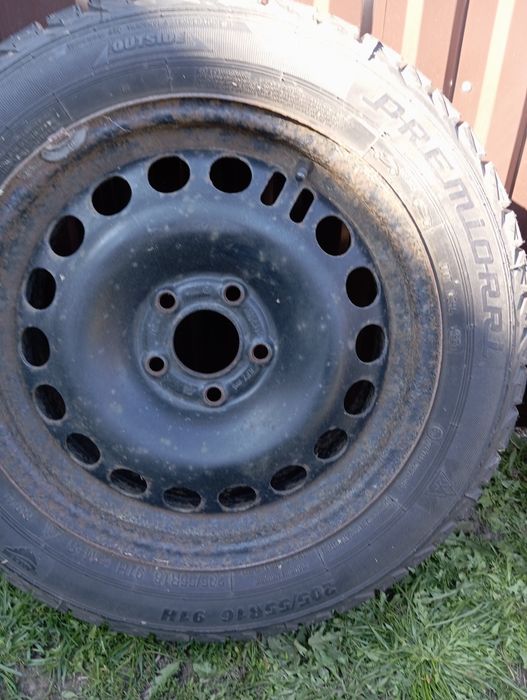 Продам комплект зимових коліс