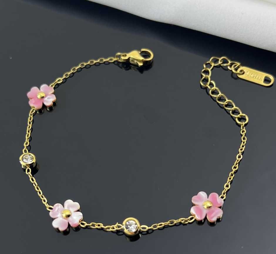 Pulseira Dourada em Aço Inoxidável – Flor com Pérola e Cristal