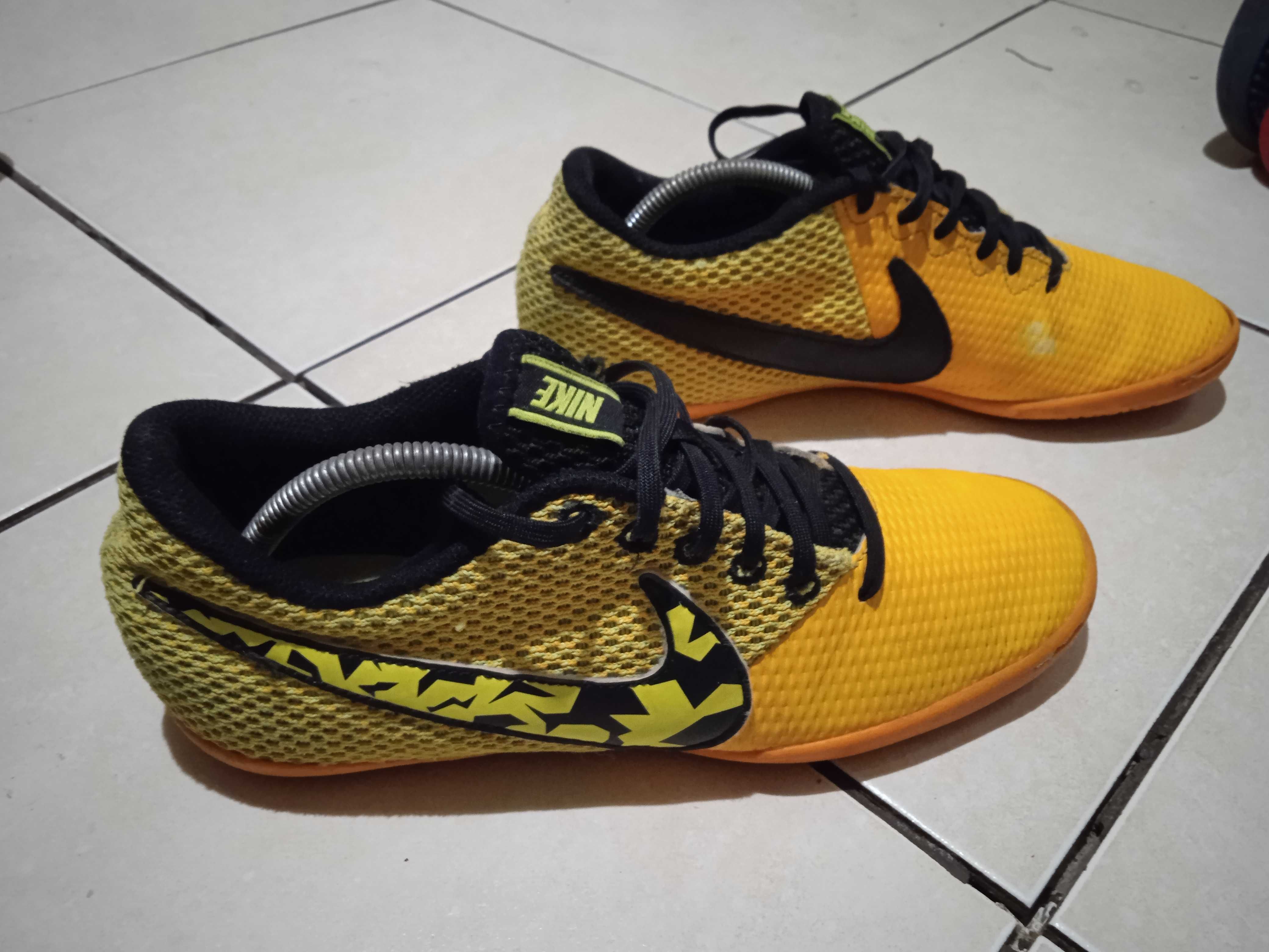 Hala * NIKE Elastico * rozm 38 * ORYGINALNE