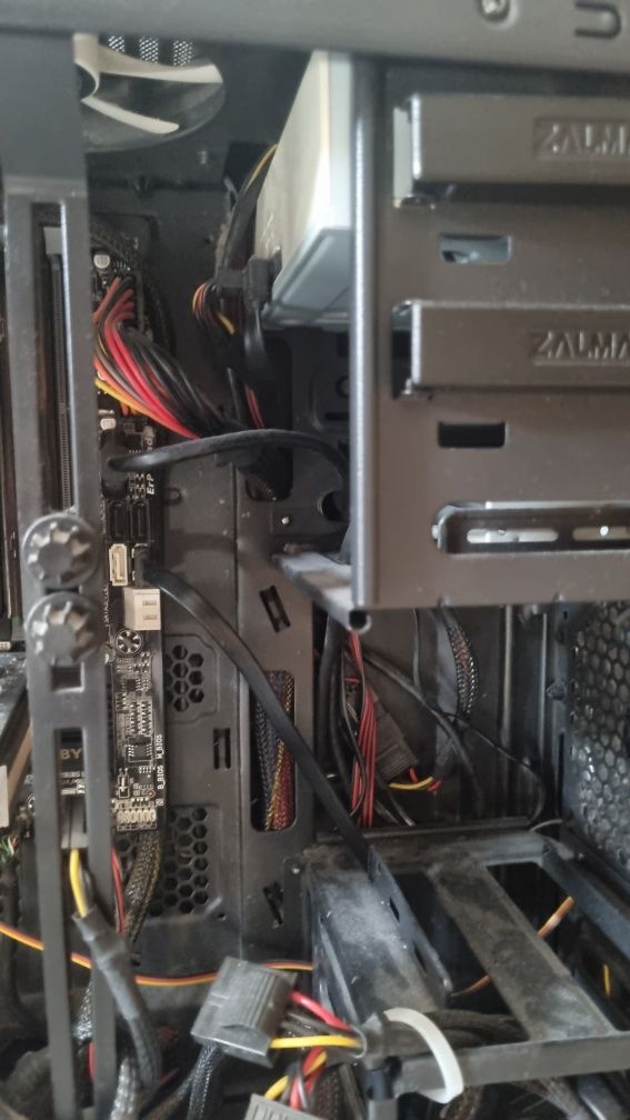 Komputer stacjonary i5 4460 gtx970 8gb ram