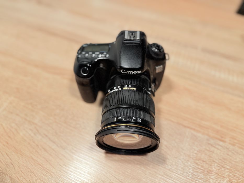 Canon EOS 60D + obiektyw Sigma 2.8 DC 17-50 EX HSM