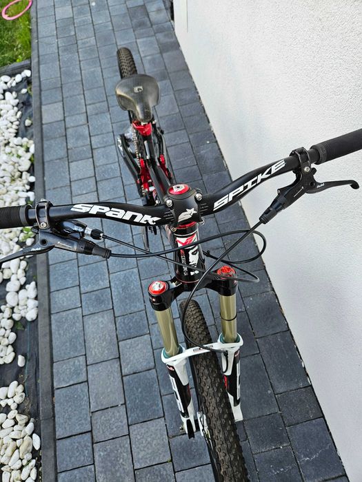 YT Play slope dirt BOS Saint X0