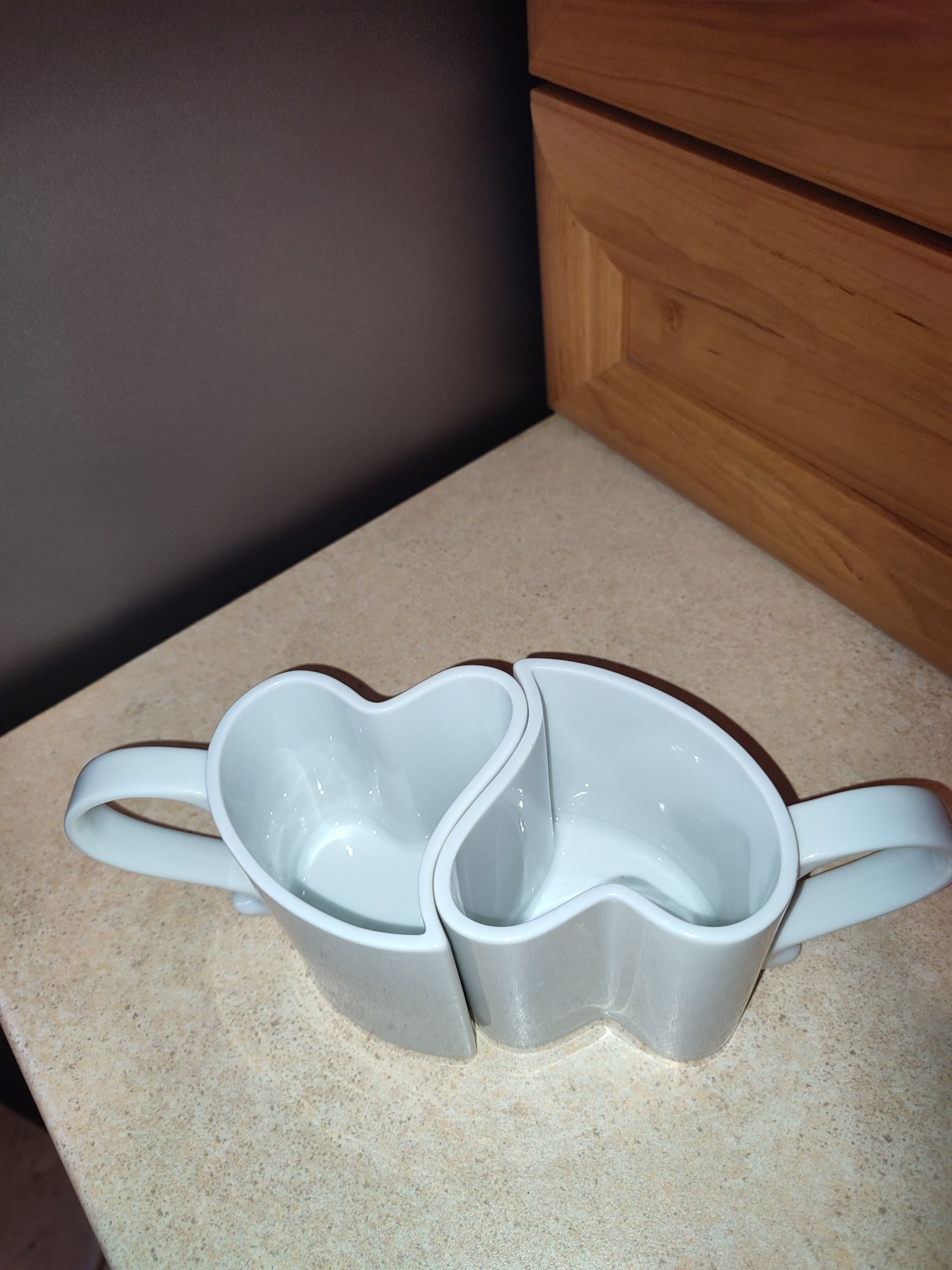 Śliczny zestaw dwóch kubków porcelana