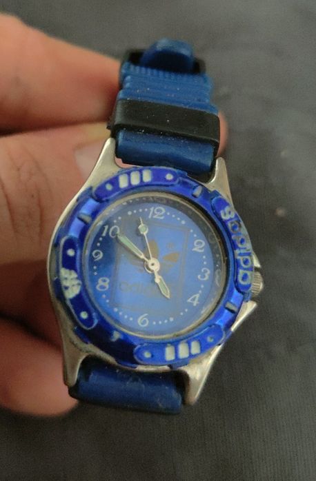 Zegarek sportowy Adidas niebieski dla dzieci chłopca