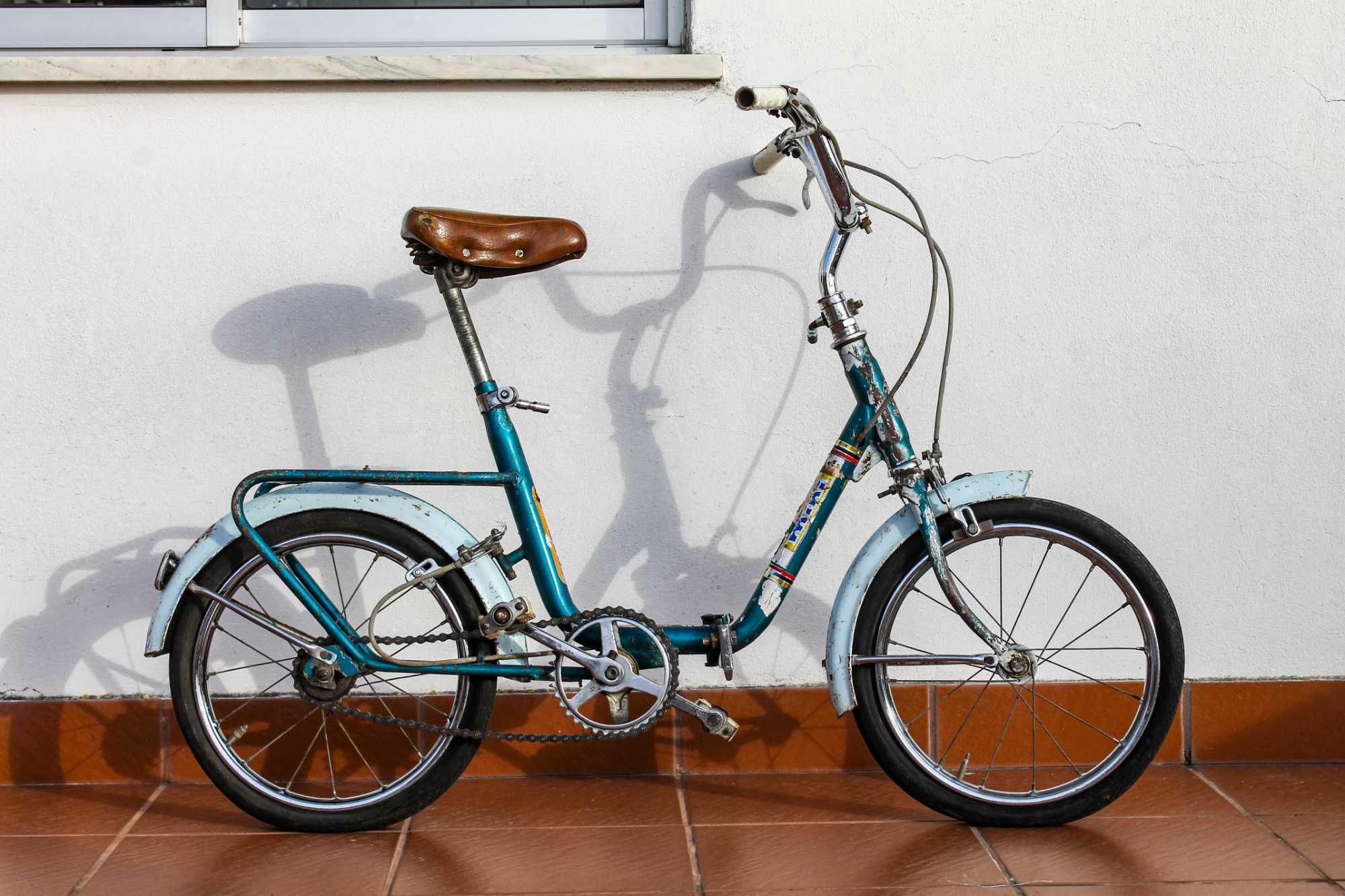 Bicicleta roda 16 antiga