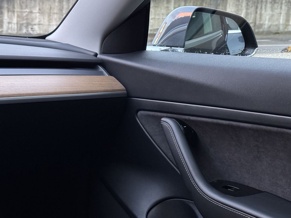 Tesla Model 3 standard