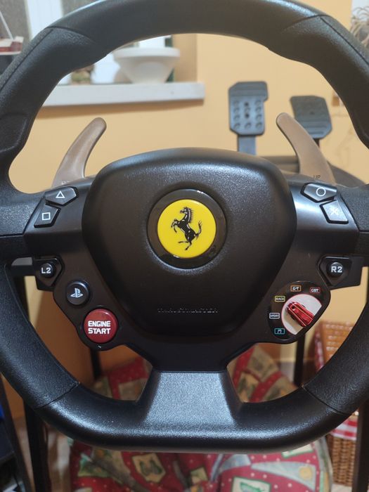 Volante thrustmaster
