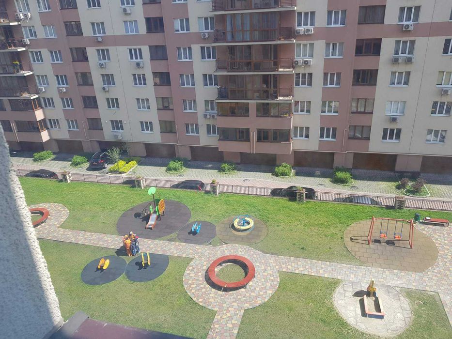 Новобуд з джакузі подобово.  Ближній центр, вул. Кн. Ольги, аквапарк